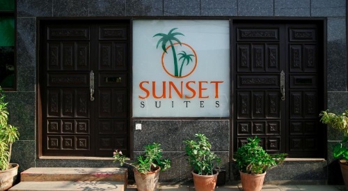 SUNSET SUITES image 15